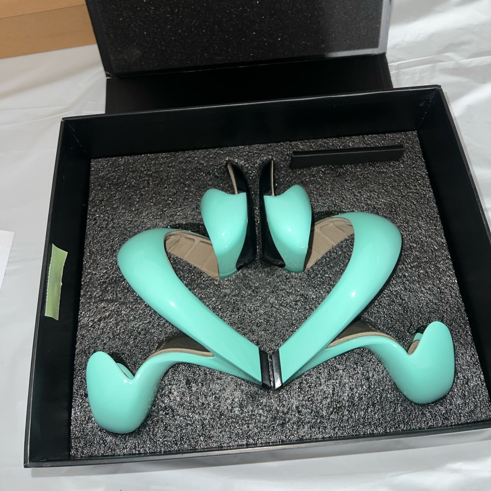 Julian Hakes Women's Heels